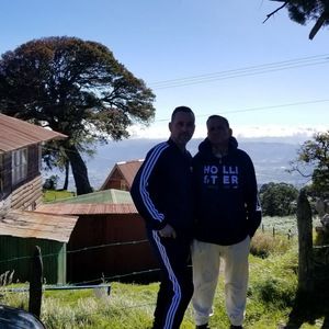 Meet your Posher, Roy